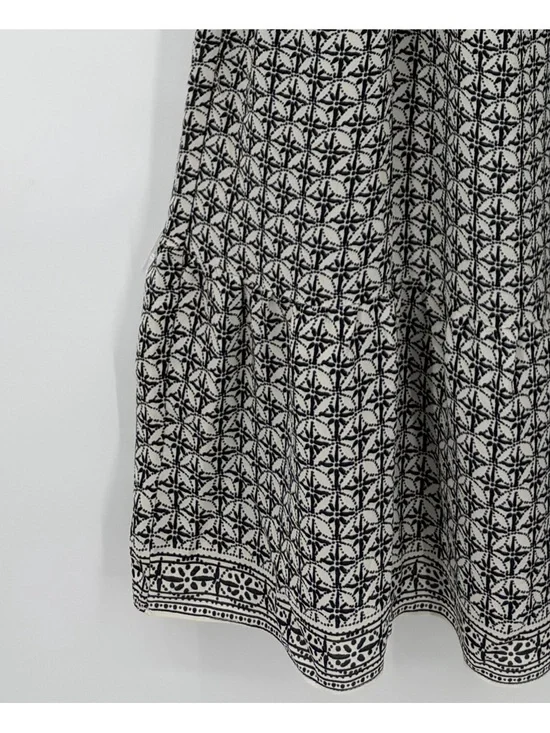 Max Studio NWT Crepe Tiered Maxi Dress Black Ivory Size M - Picture 6 of 12